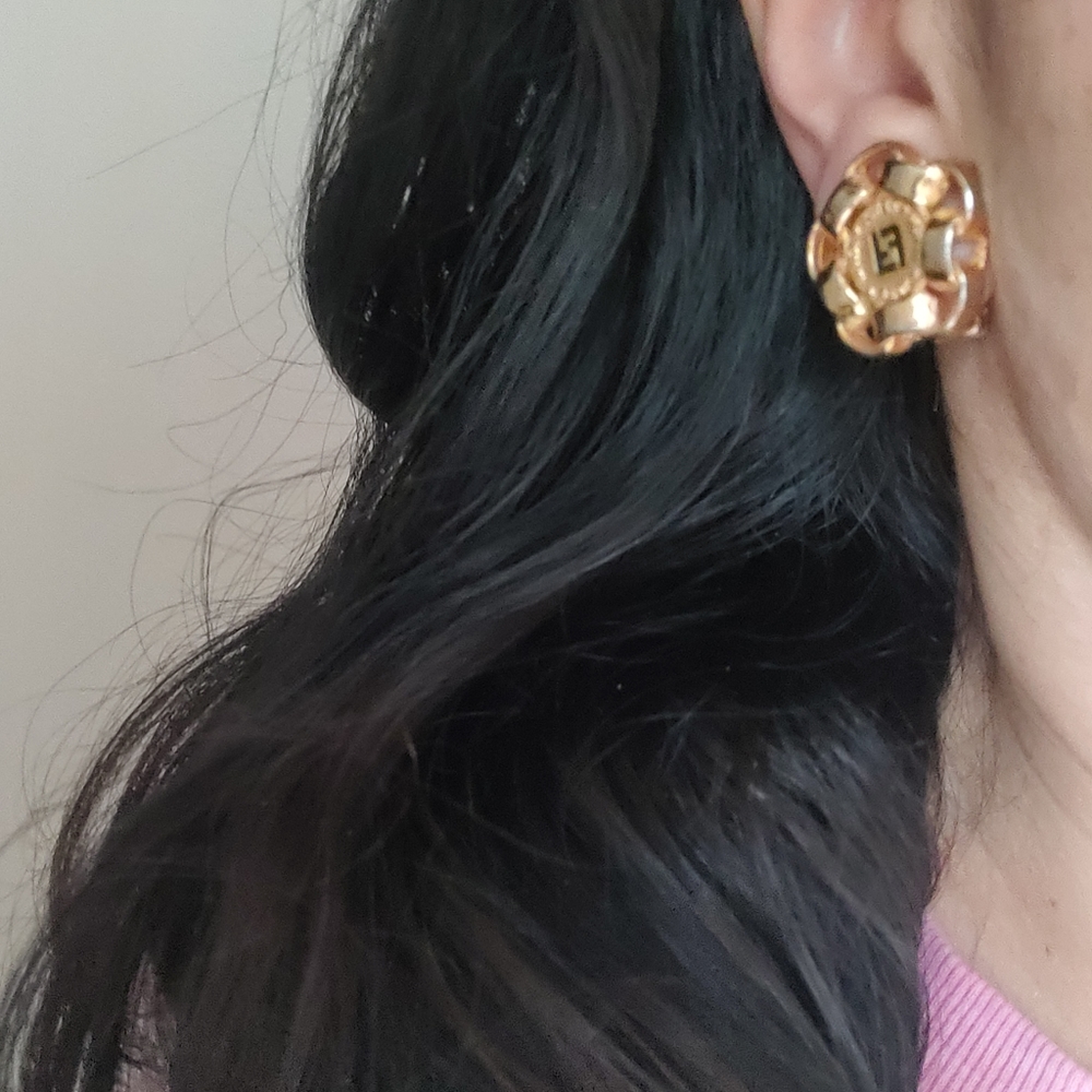 Vintage Fendi FF Logo Chunky Earrings Rare - Picture 9 of 16
